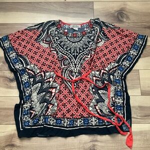 Flying Tomato Print Poncho Top